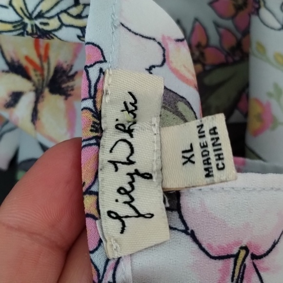 Lily White pale blue floral short sleeve flowy blouse size XL - Picture 4 of 8